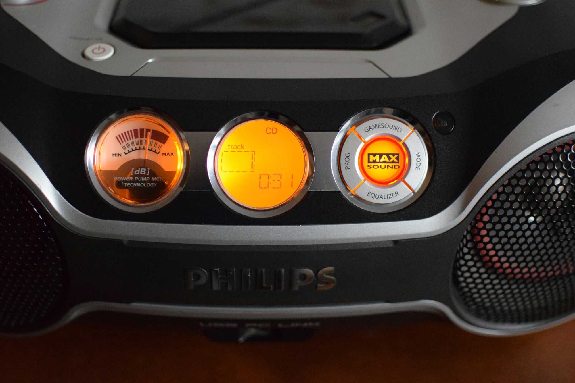 Radioodtwarzacz  CD MP3 boombox  Philips az2538