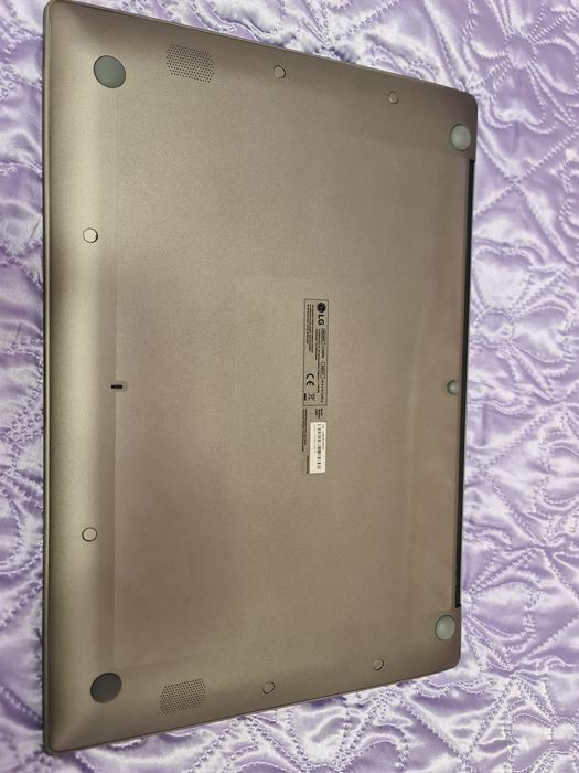 LG Gram 17 (17z90n) i7-1065G7/16/1tb