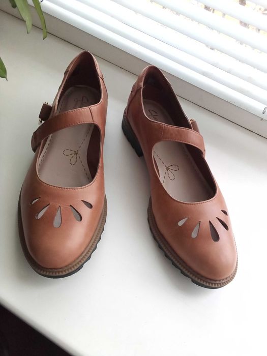 Clarks - пр-во камбоджия. кожаные туфли лоферы,. р. 40 - 26 см