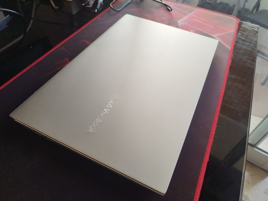 Portátil Asus VivoBook S15 15.6" S532FL com carregador incluído