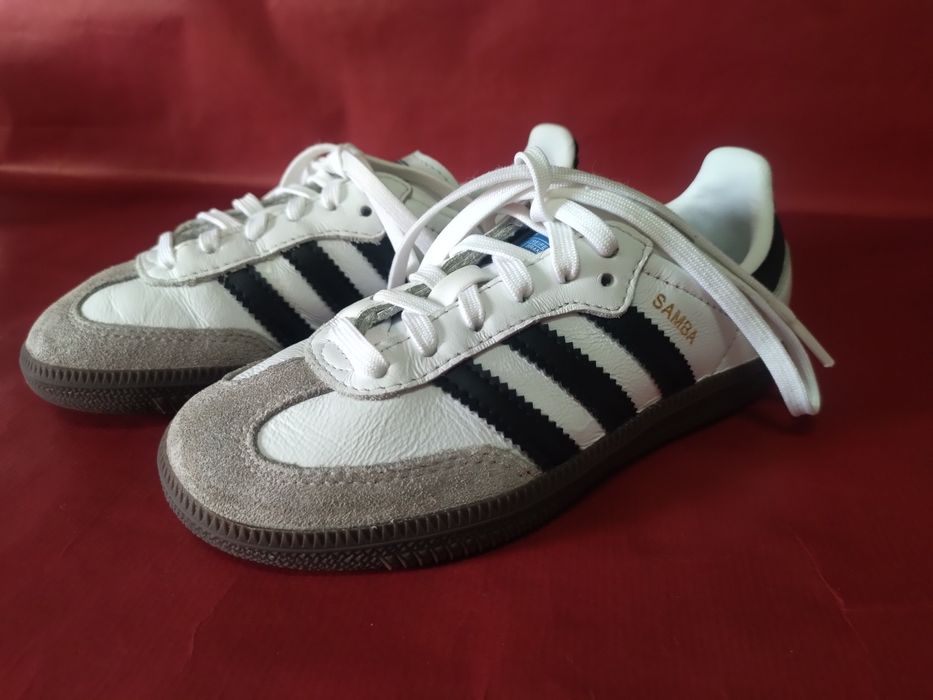 Sapatilhas Adidas Samba tam. 28½ como novas