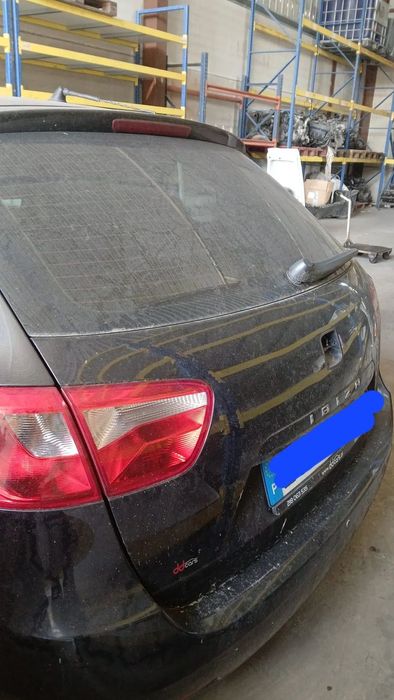 Mala para choques e farolins seat ibiza 6j carrinha sw