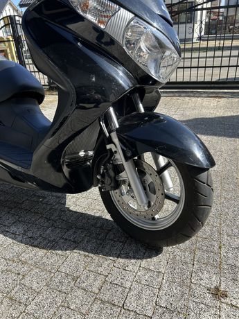 Suzuki Burgman 200