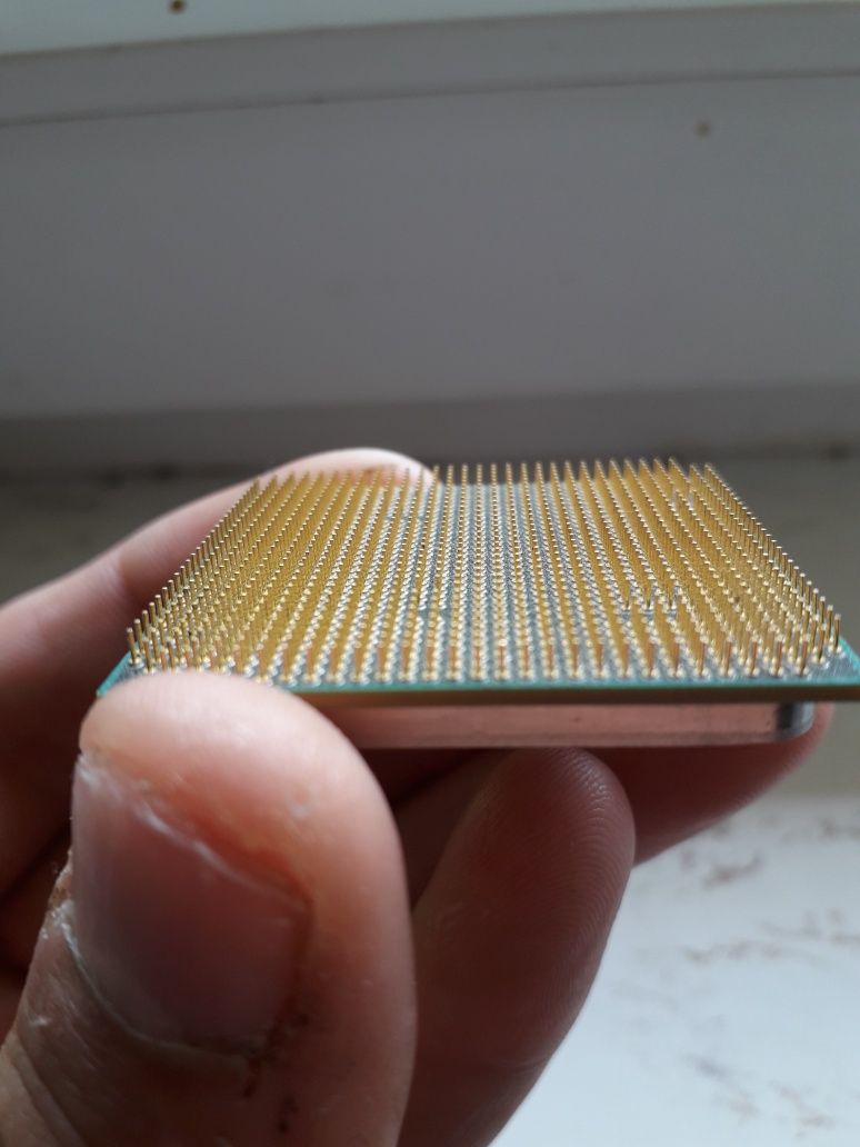 AMD phenom II 810 ,4 ядра