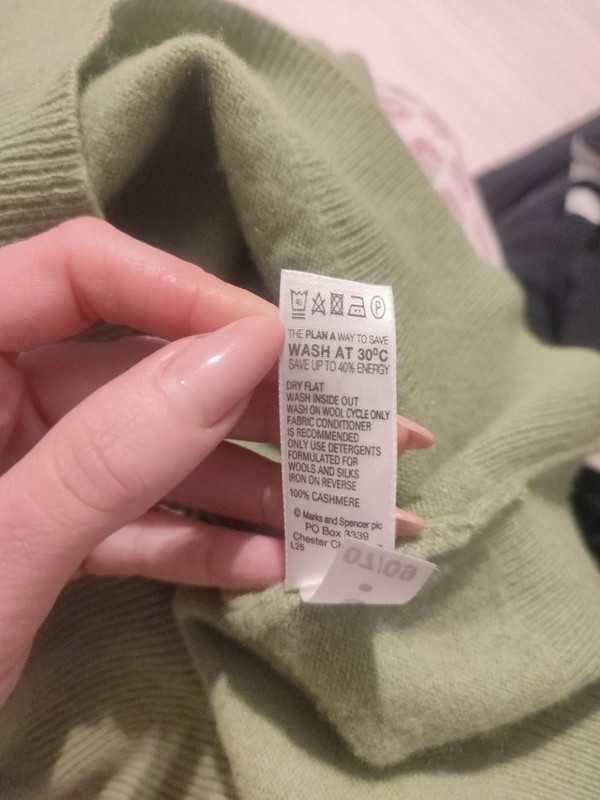 sweter damski kaszmirowy rozm. s firmy Marks&Spencer  100% kaszmir