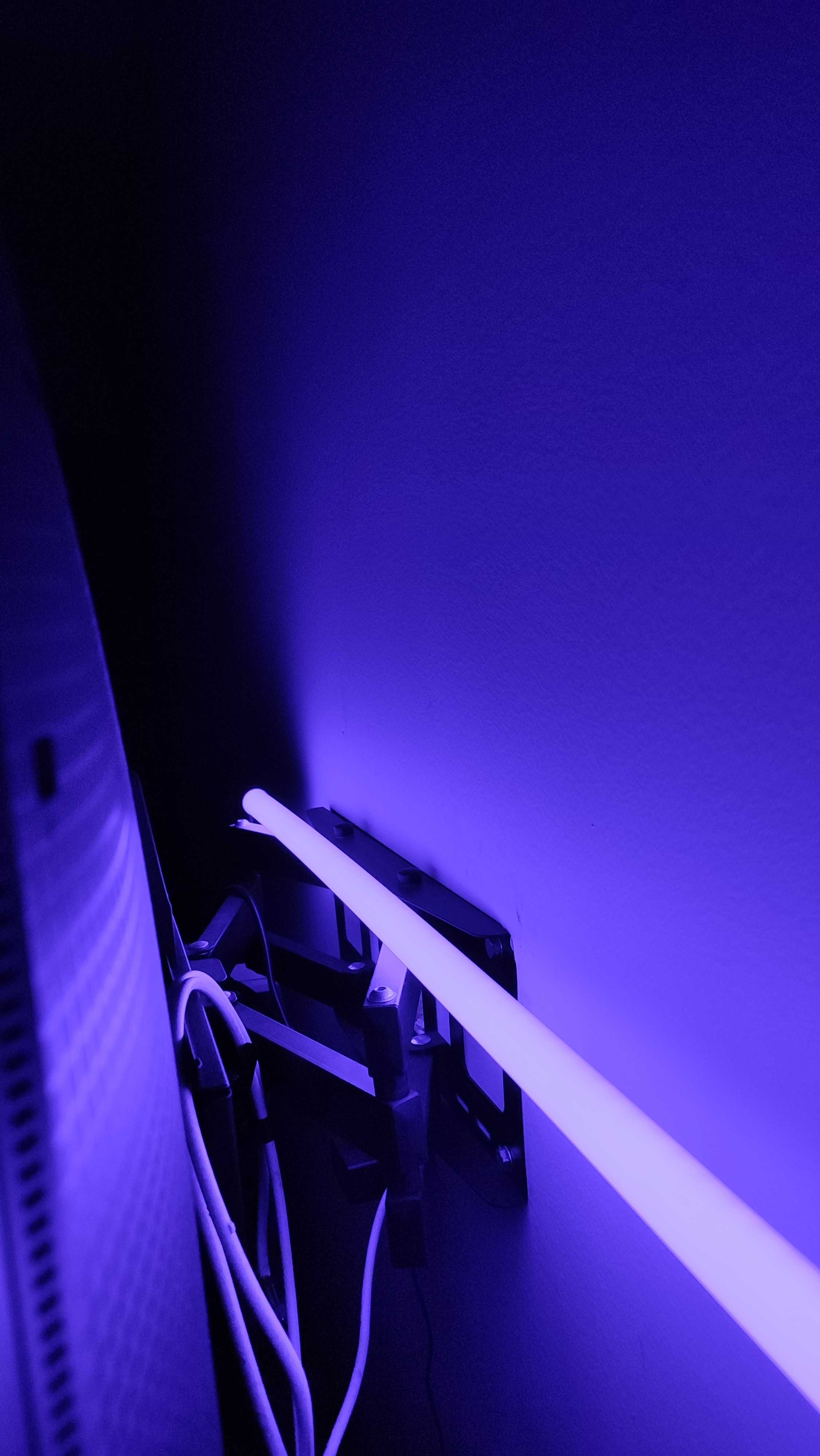 Lampa LED – światło RGB kolorowe do pomieszczeń, oświetlenie dla domu