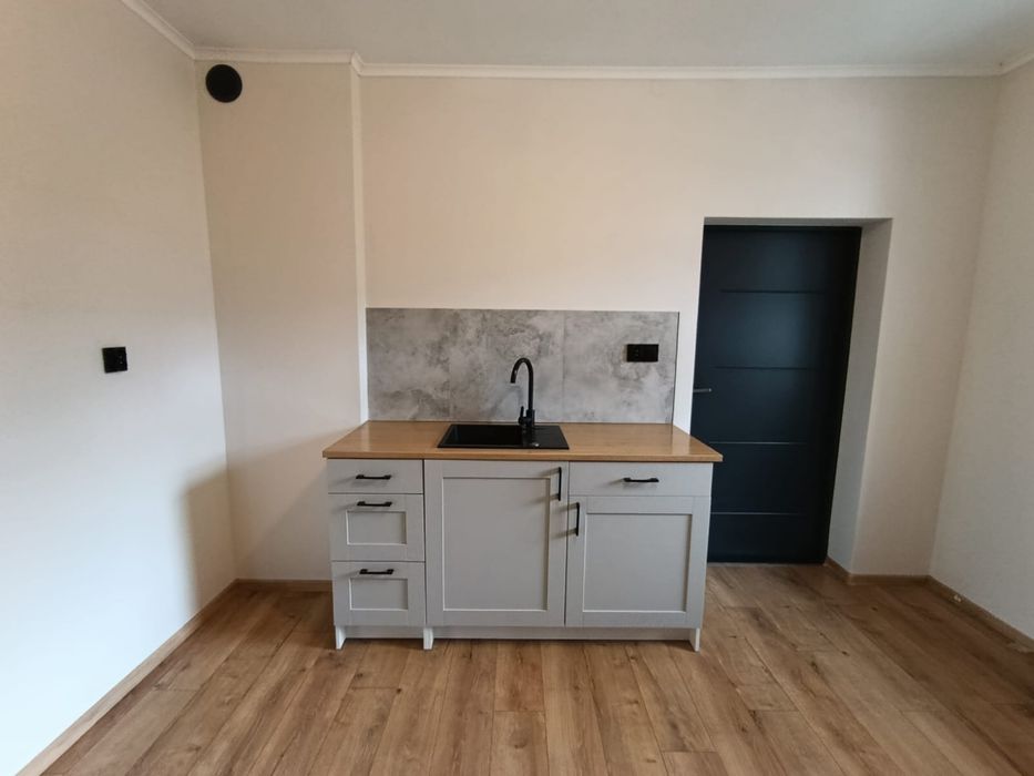 Mieszkanie po remoncie, bezczynszowe z ogrodem wynajmę.