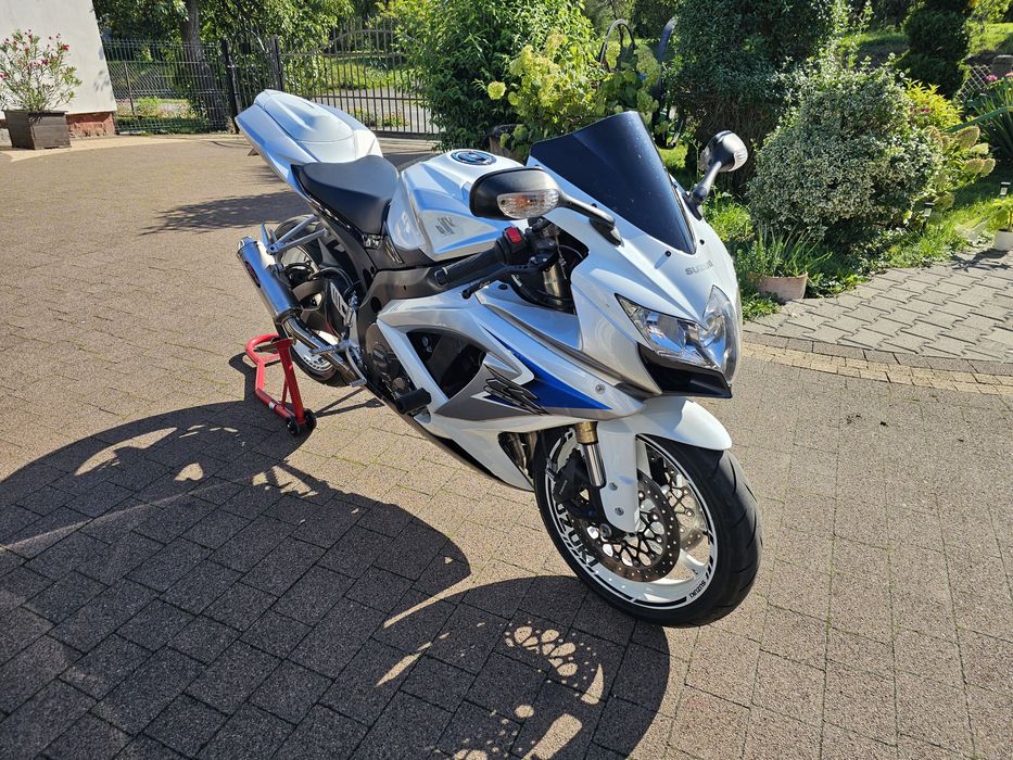 Suzuki Gsx-r 600 k8 mały przebieg