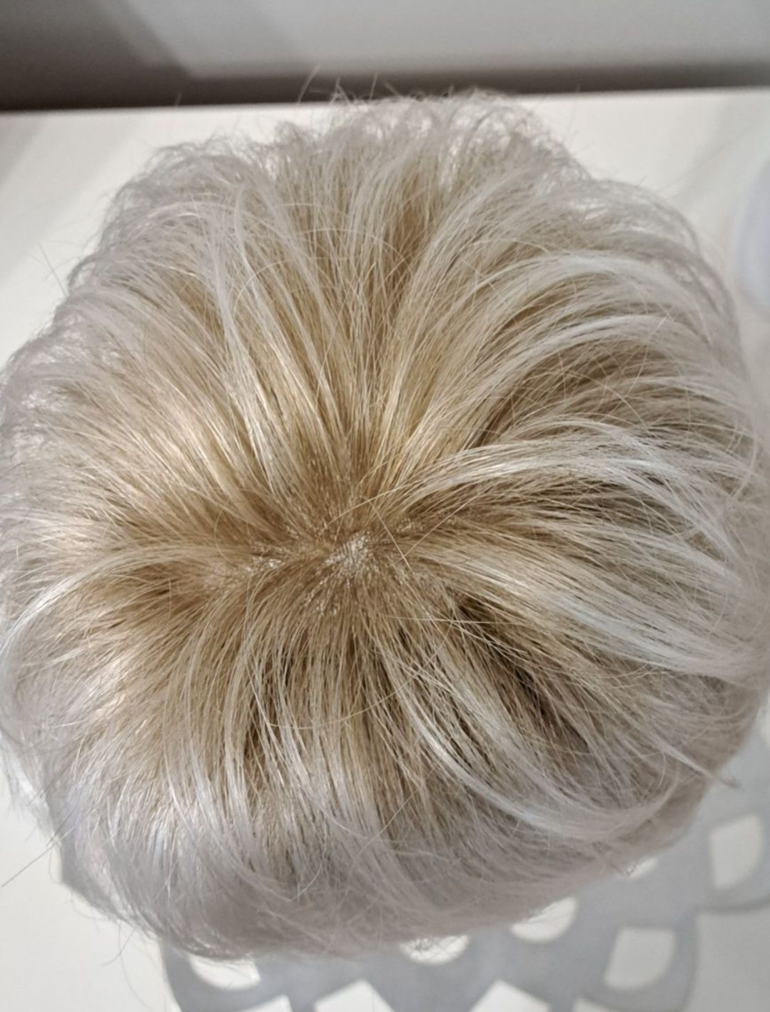 Peruka Gisela Meyer platynowy blond