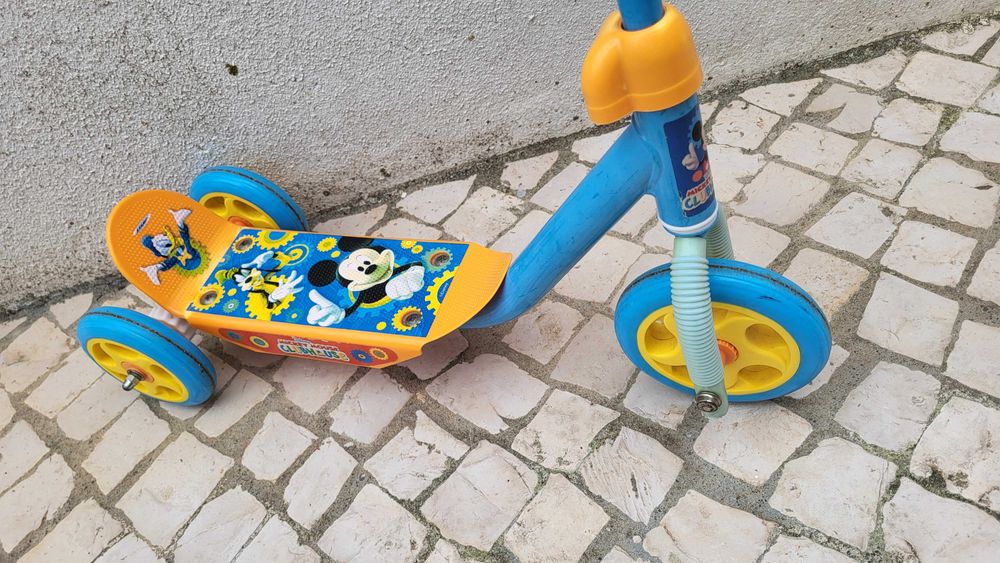 Trotinete de 3 rodas Mickey Mouse