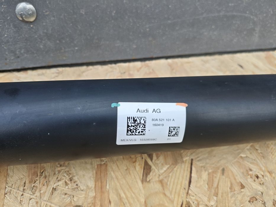 Раздатка, карданный вал, кардан Audi Q5 80a USA 2018, 2019, 2020, 2021