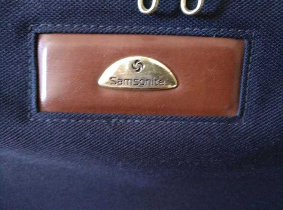 Mala de viagem azul Samsonite (com rodas)