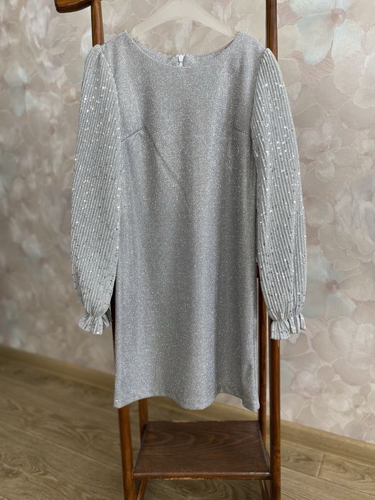 Святкова сукня.