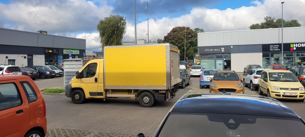 Transport 3.5t z windą paleciak meble przeprowadzki uslugi