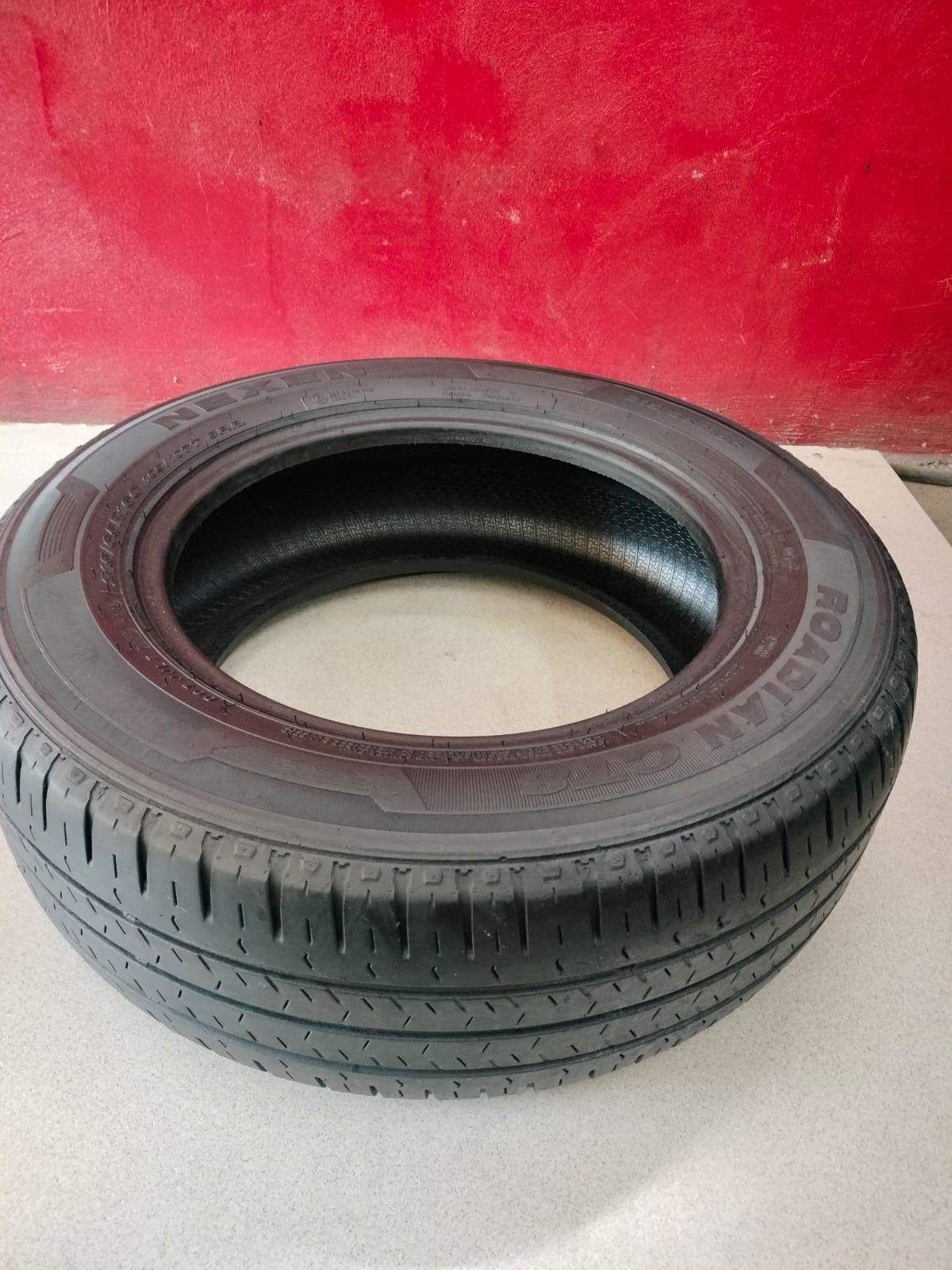 Opona 215/65/16 c Nexen Roadian ct8