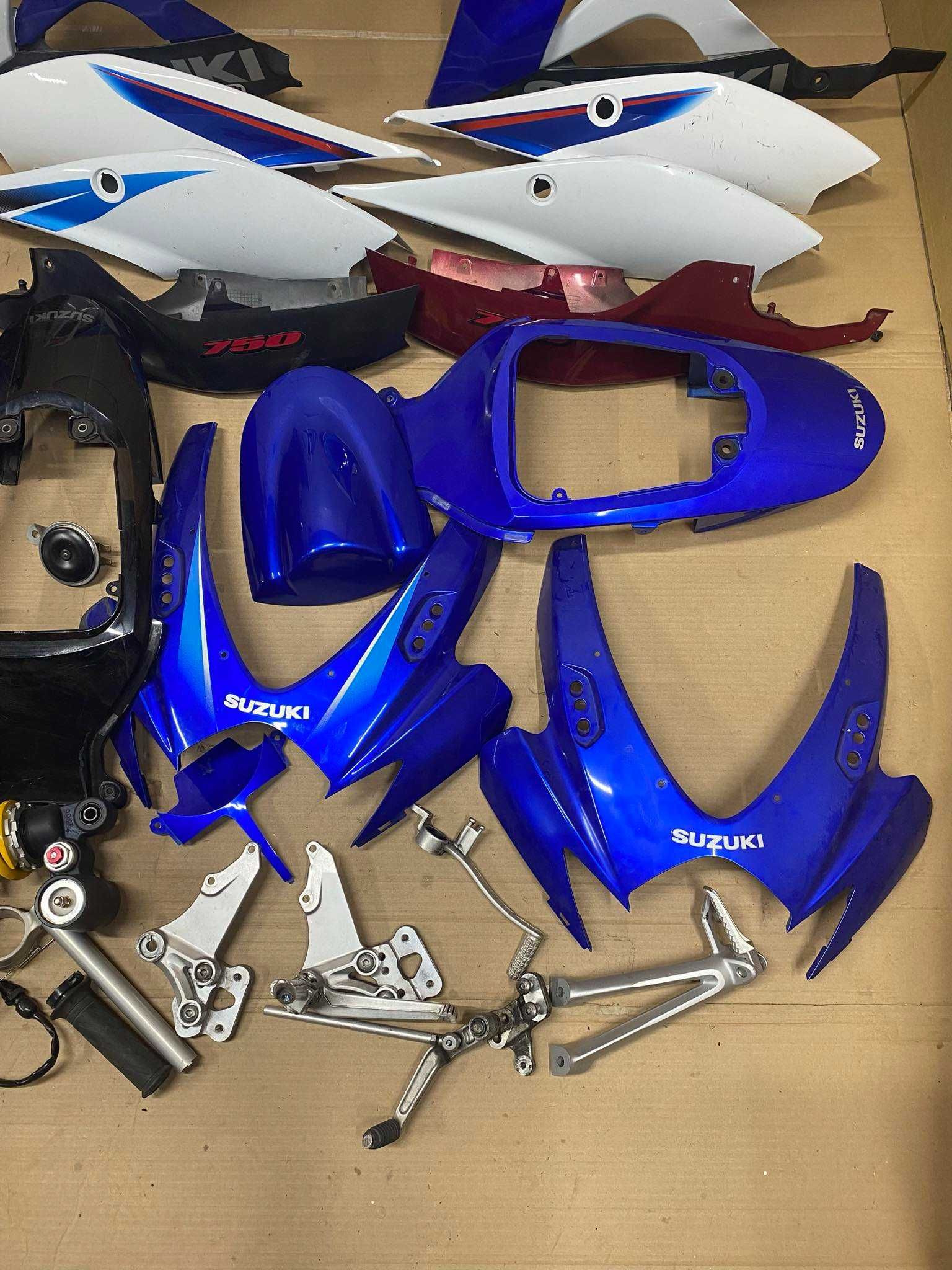 GSXR 600 750 K6 K7 owiewki bok lampa set lusterko bak nakładka szyba