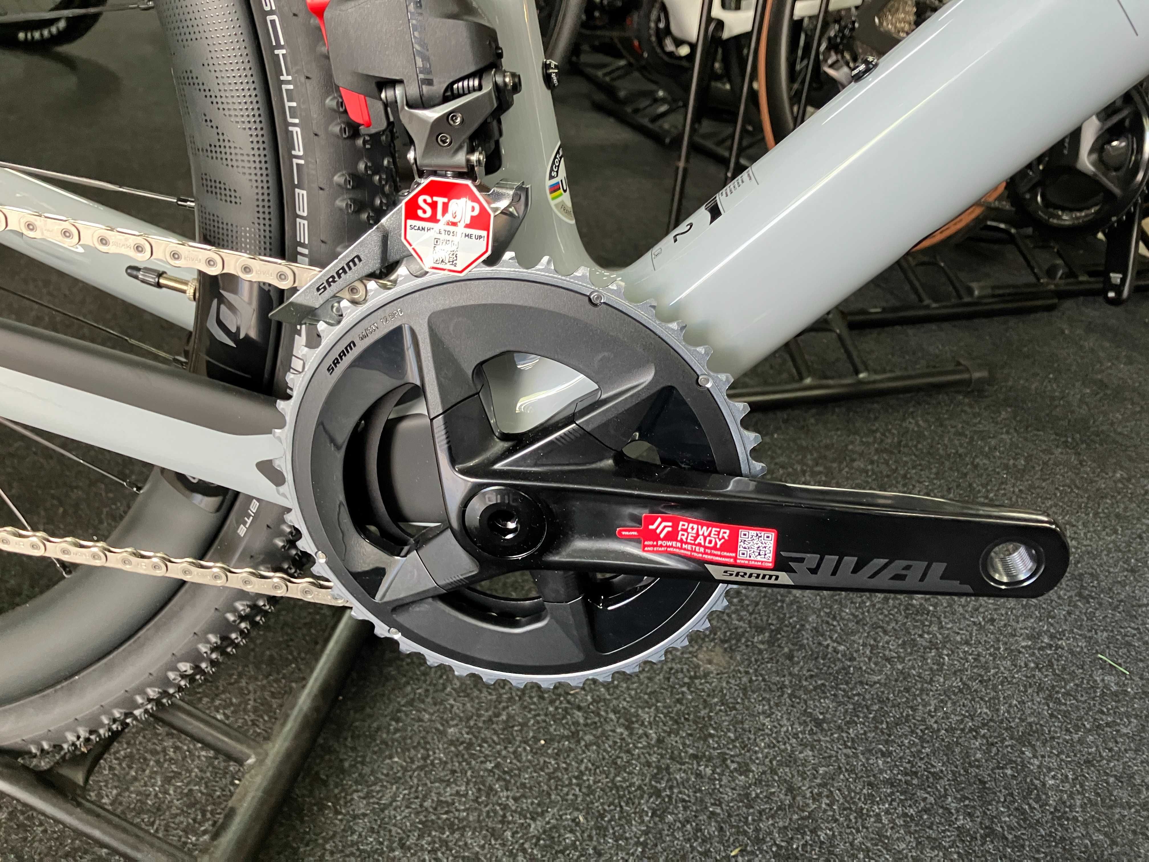 SCOTT ADDICT GRAVEL 20