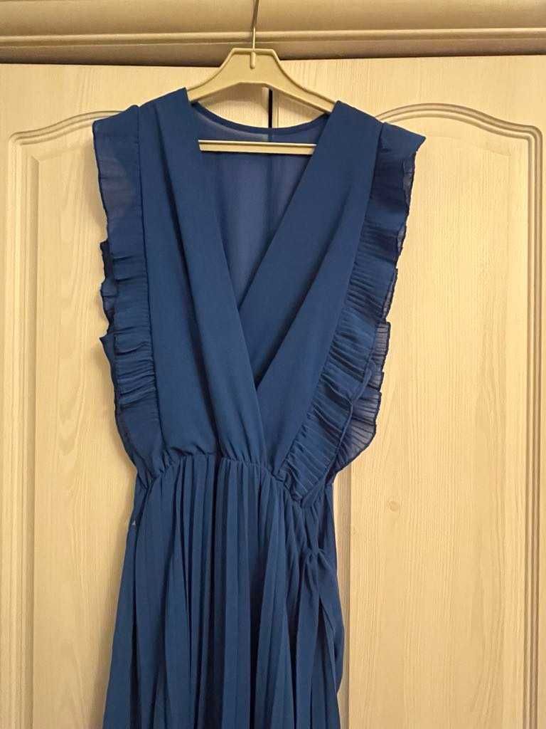 Piękna włoska długa sukienka chabrowa plisowana S/M/L/XL 36/38/40/42