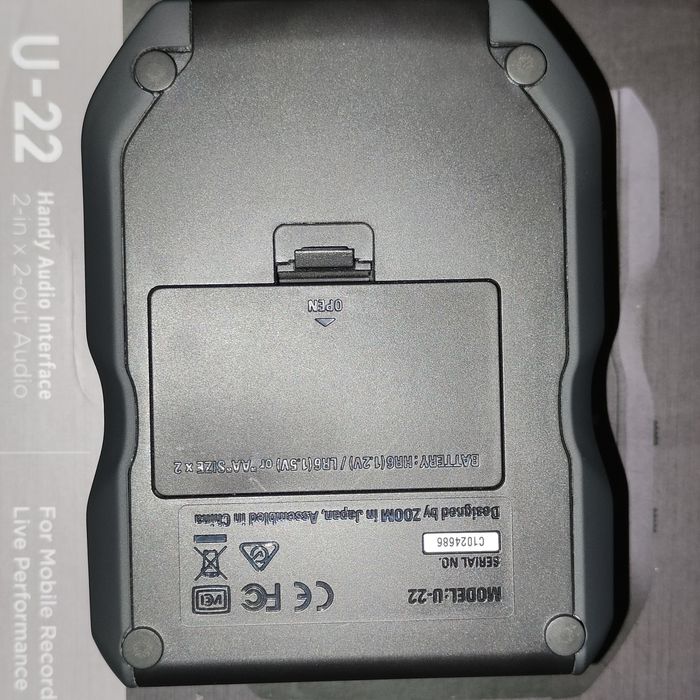 USB звуковая карта аудіоінтрфейс Zoom U-22