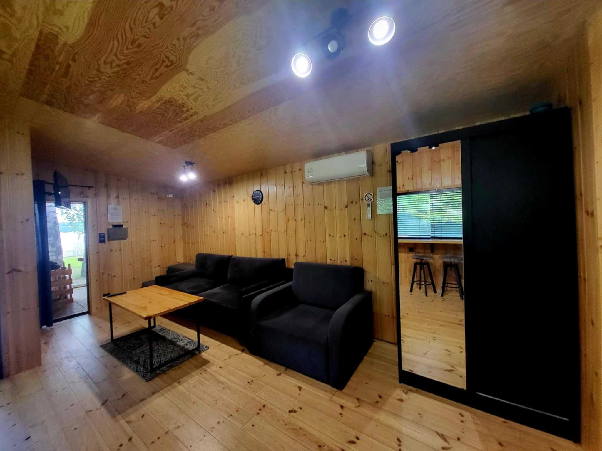 Domek z sauną nad jeziorem