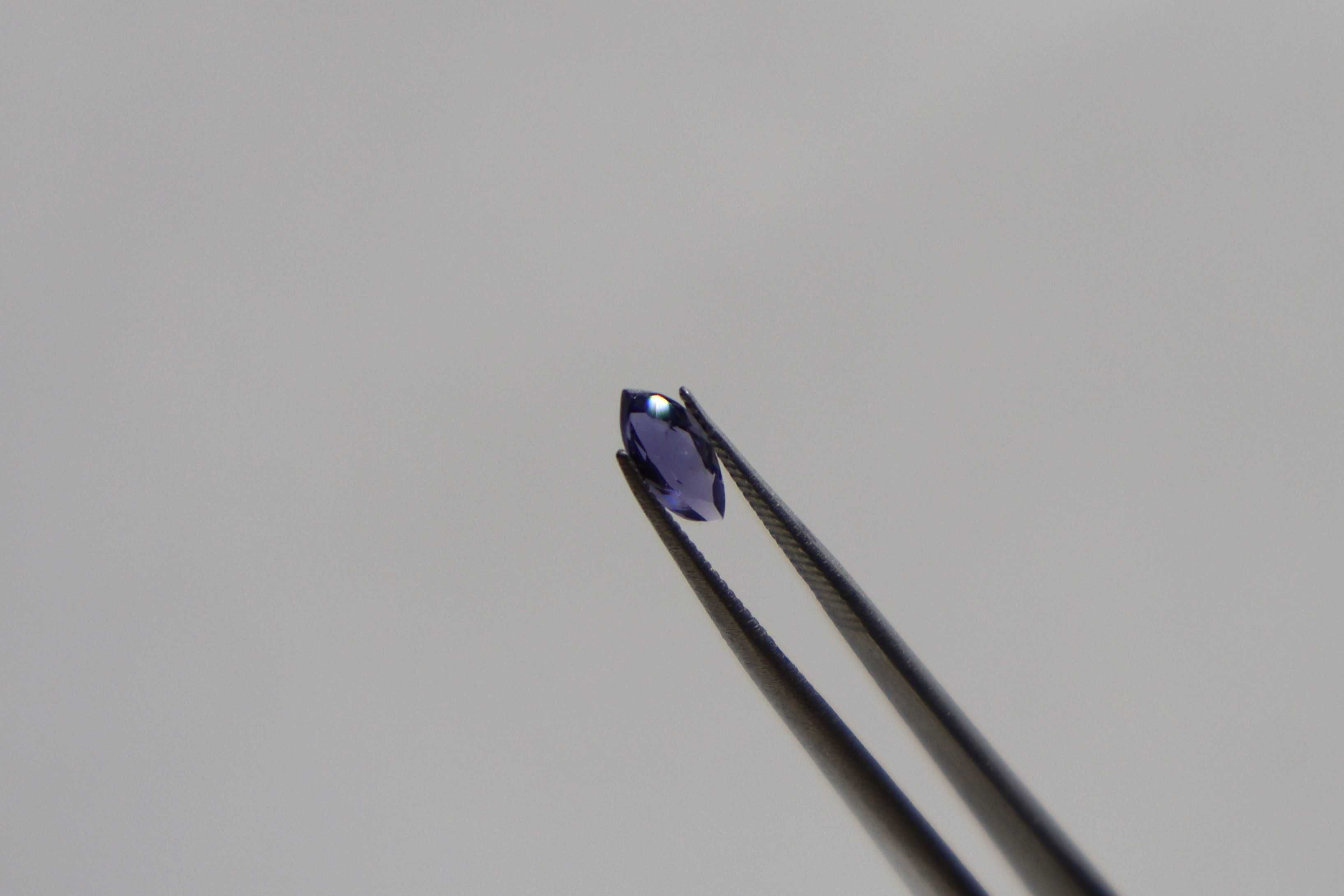 Iolite Natural, Lapidada [Envio Incluído no preço]