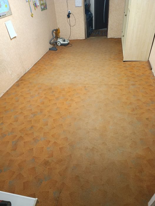 Очень большой ковролин палам ковёр. Б.у  3м  на 6м