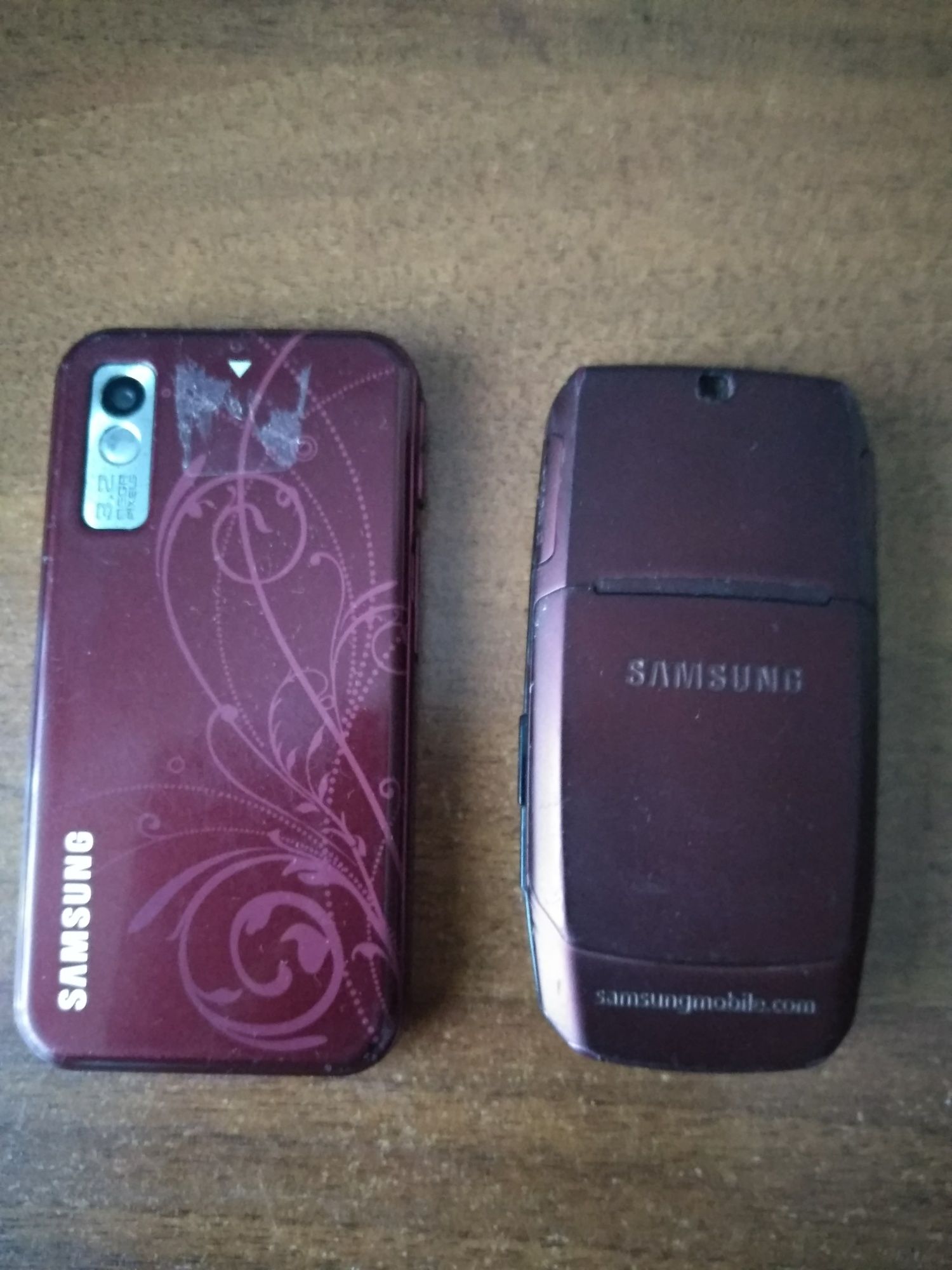 SAMSUNG телефон б/у