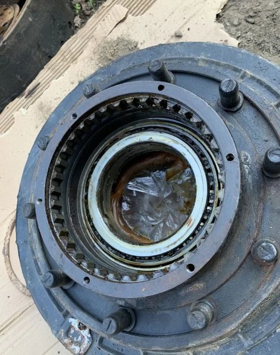 Ступицы Урал 375.4320.старого нового образца.