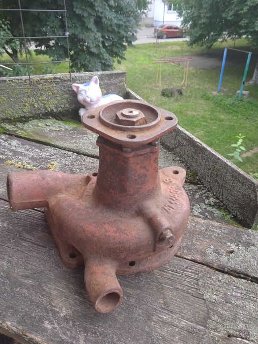 Водяной насос помпа 11409 из СССР