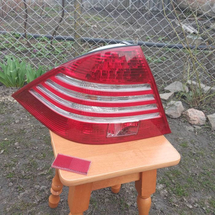 Задняя фара w220