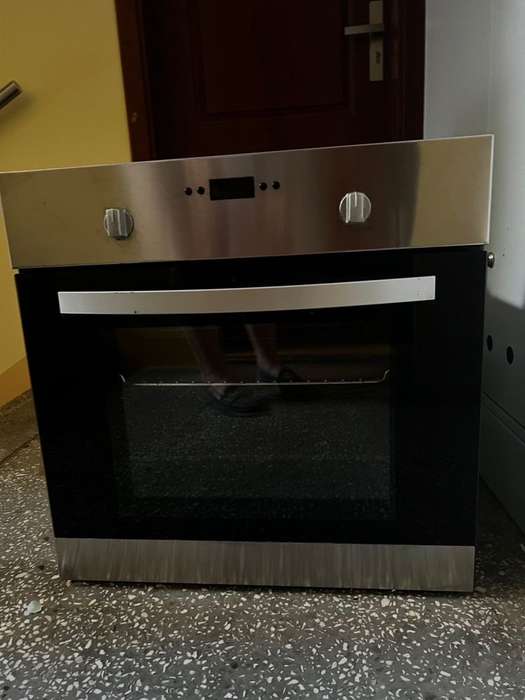 Piekarnik elektryczny z termoobiegiem Whirlpool używany stan DB