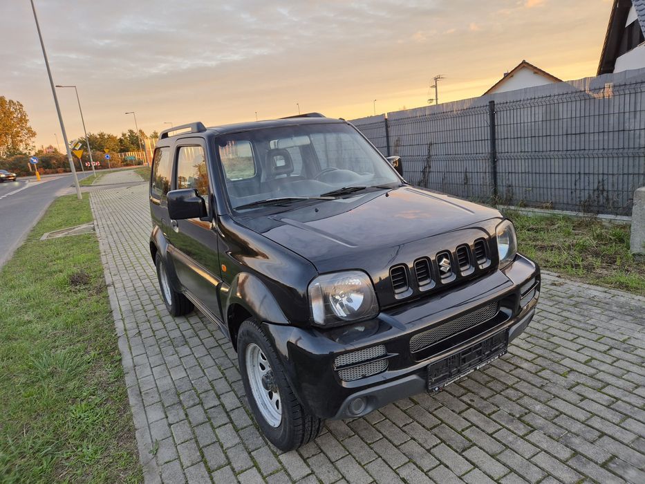 Suzuki Jimny lift 1.3 16v  4x4 bezwypadkowy z Niemiec