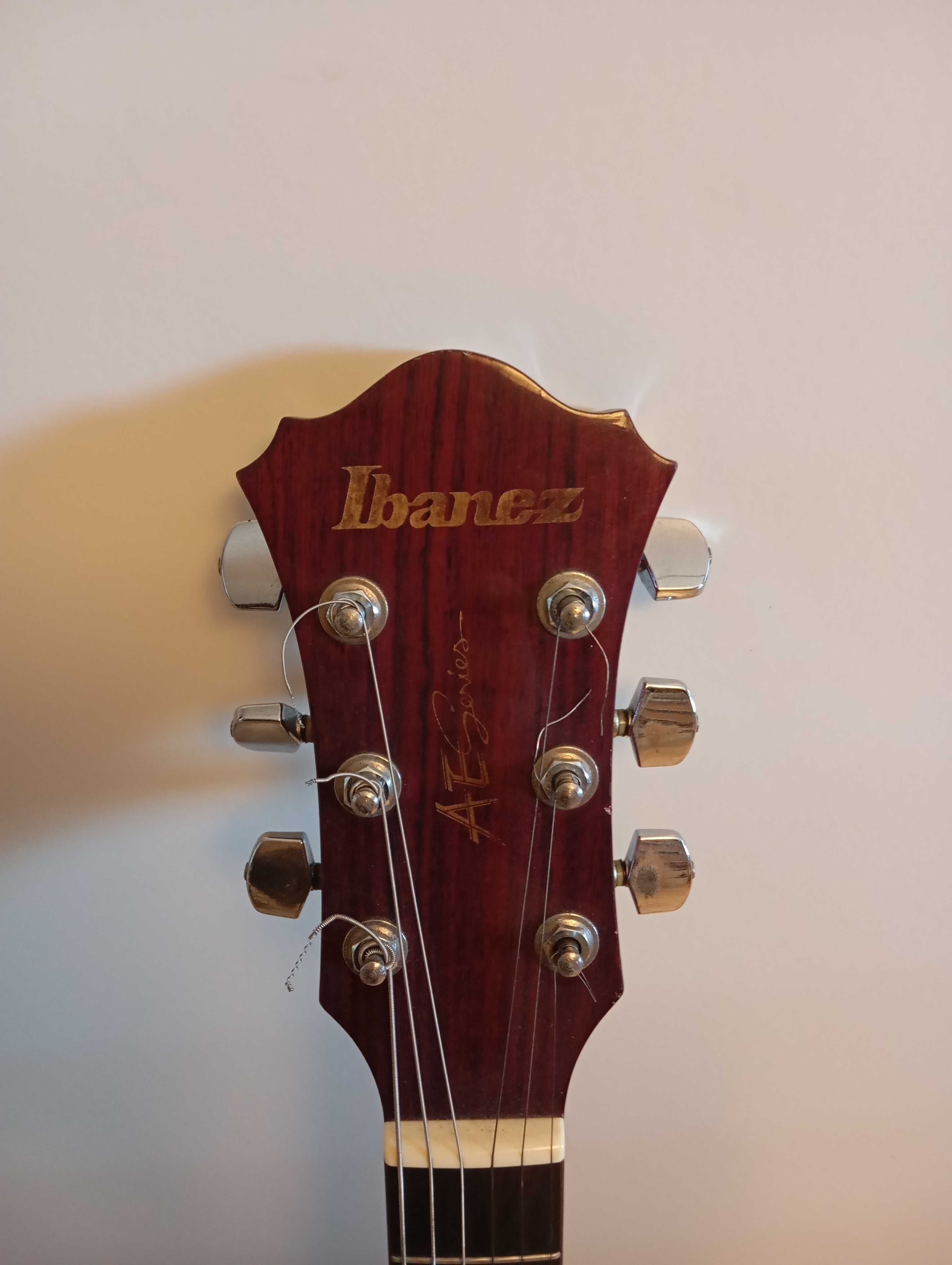 Guitarra Ibañez AE Series 500CW Cherry Red