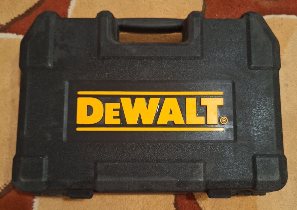 Zestaw kluczy nasadowych DeWald