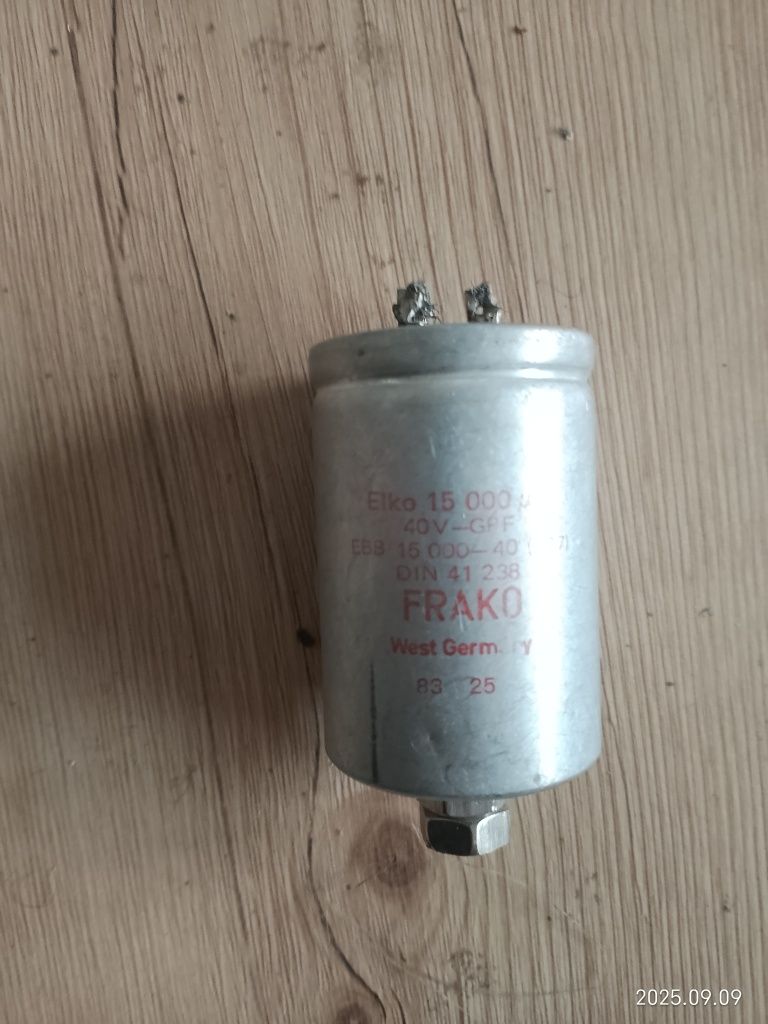 Конденсатор 15000мкФ 40В