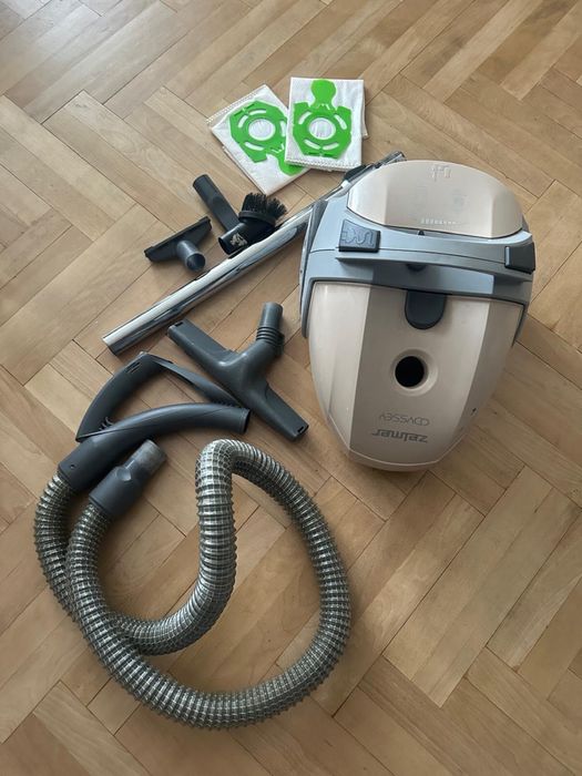 Odkurzacz Zelmer Odyssey ZVC305ST sprawny komplet