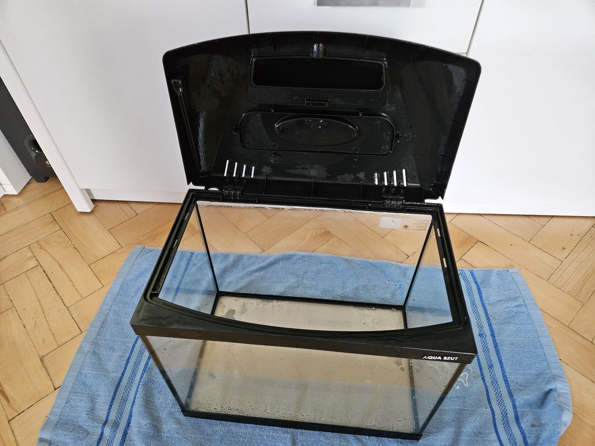 Akwarium 30l Aqua szut.
