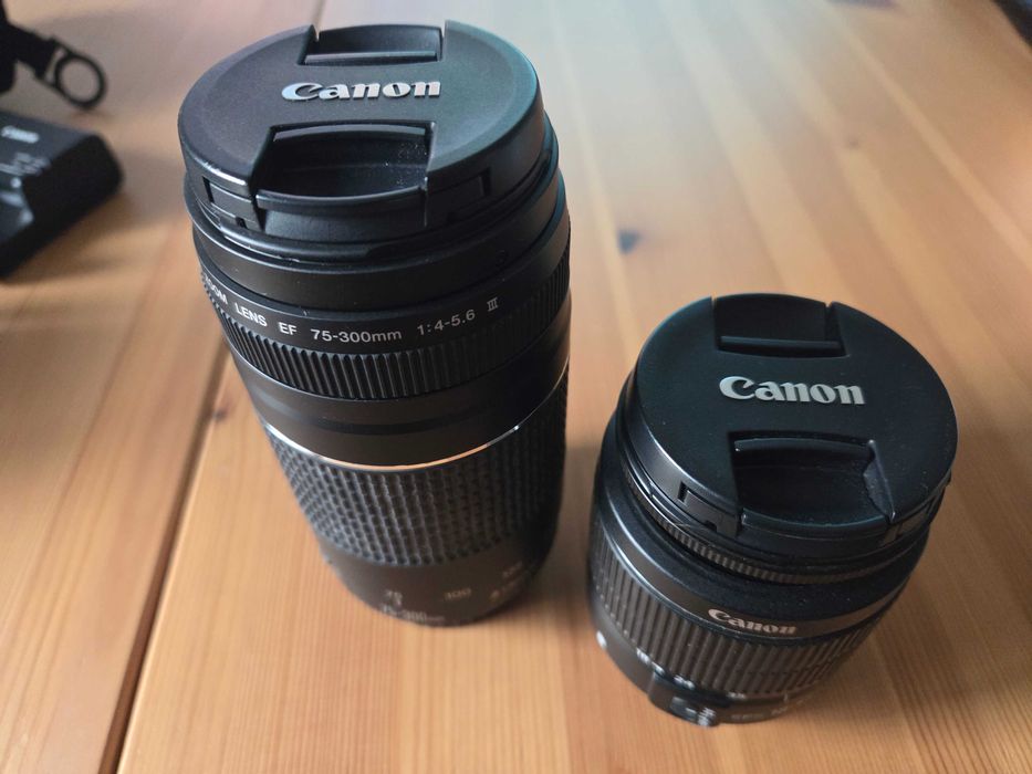 Aparat Canon 1300 + 2 obiektywy 18-55 oraz 75-300