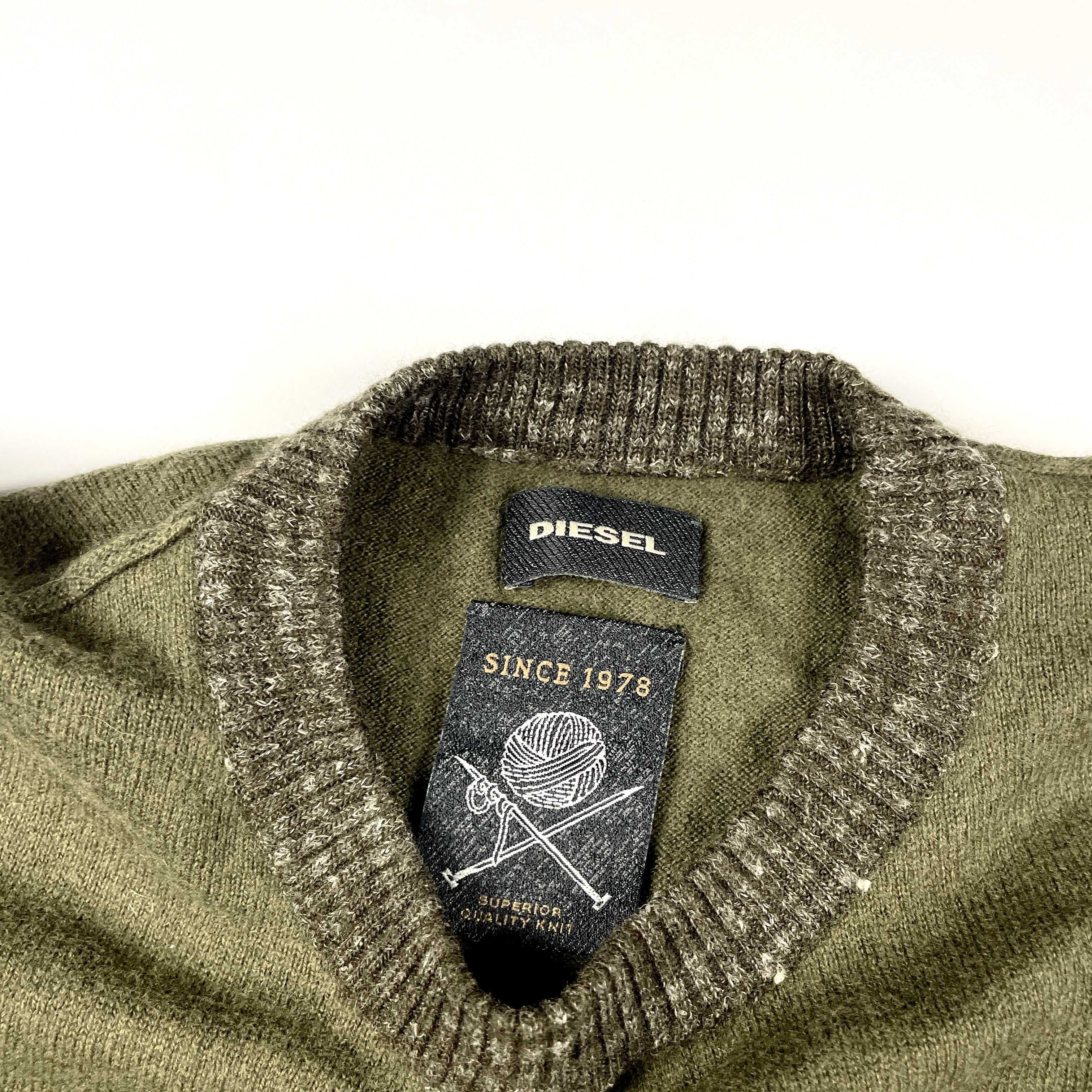 Vintage Diesel khaki sweter z super składem (S/M) 90s 8s0 y2k