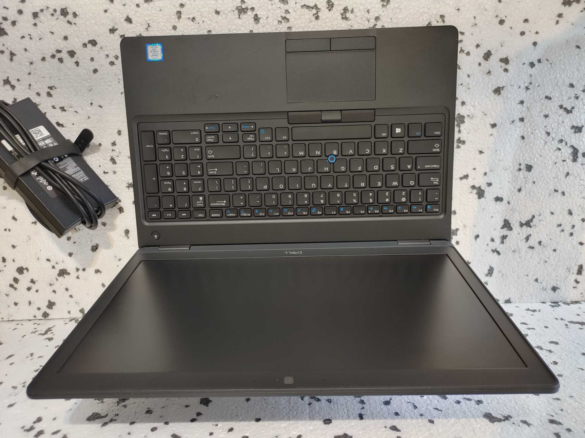 4/8 core i5 8400H 4.2Ghz 8/128Gb SSD 15.6 FullHD Dell latitude 5591