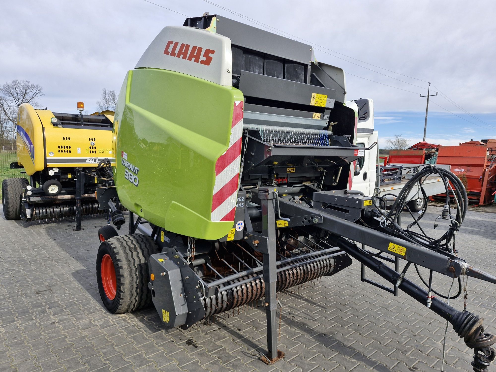 Prasa rolująca Claas Variant 380 Siatka Sznurek Rotor