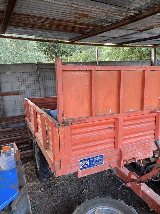 Reboque agricola e frese