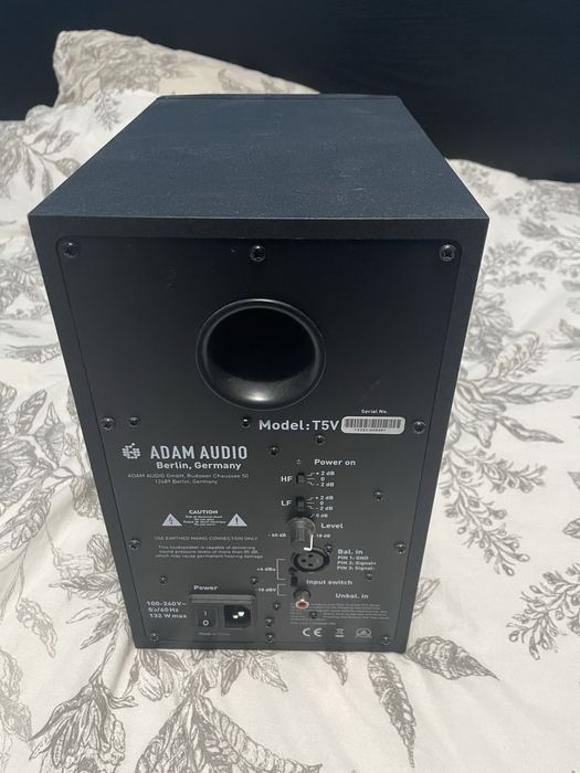 Monitor Adam Áudio T5V ( Coluna de estúdio)