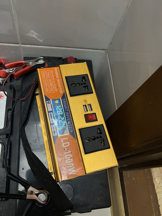 Перетворювач інвертор 1000W 12V/24V