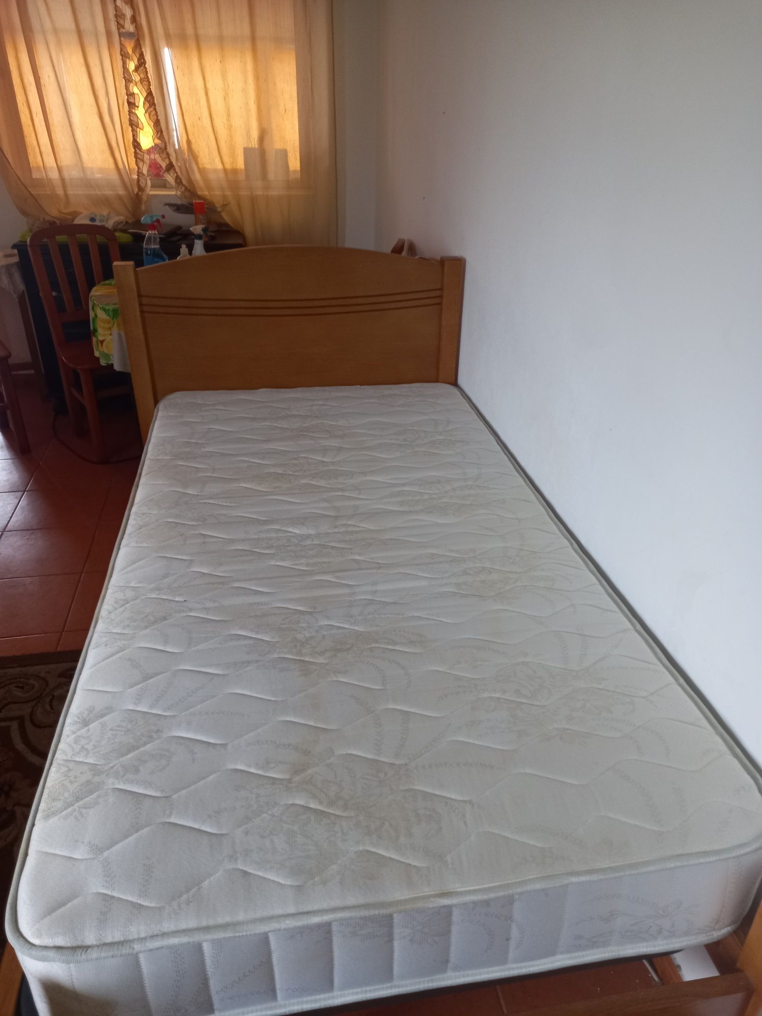 Cama de solteiro