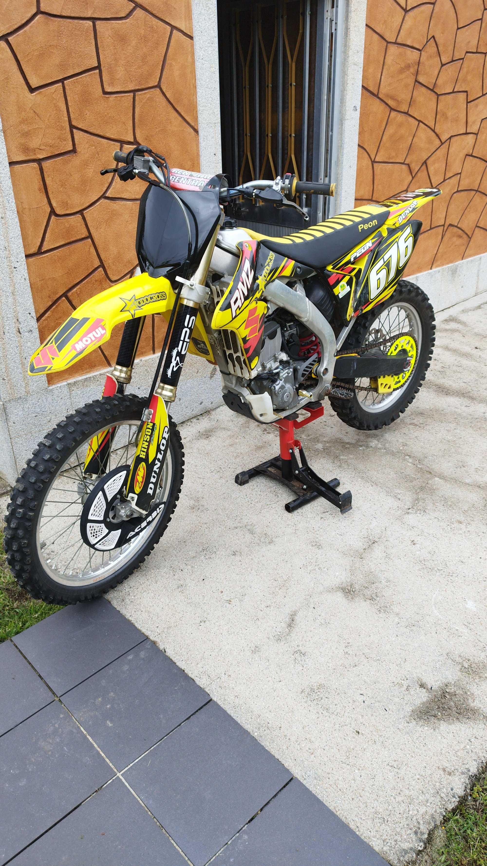 Suzuki Rmz 250 injeção