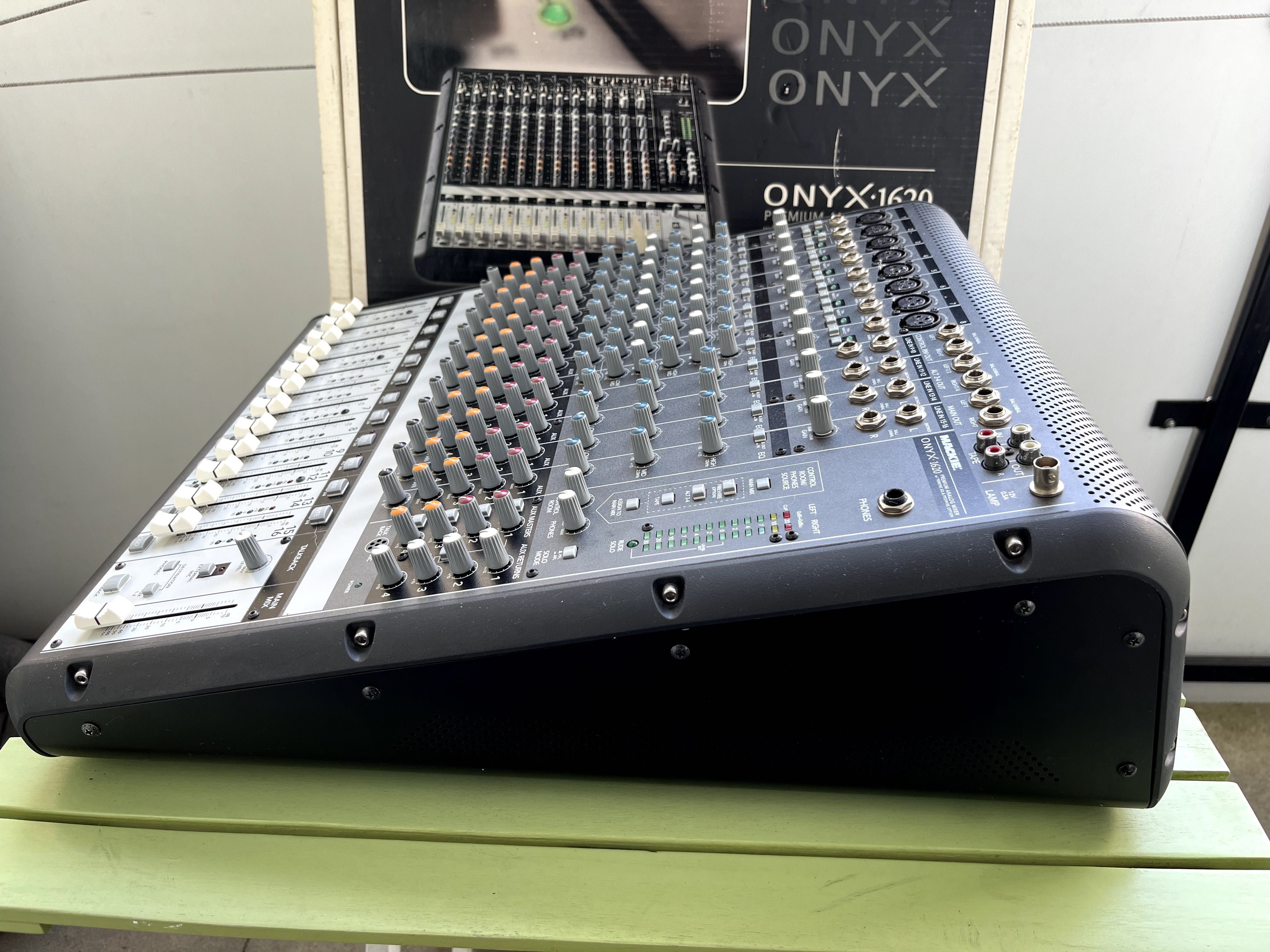 Mixer Mackie ONYX 1620