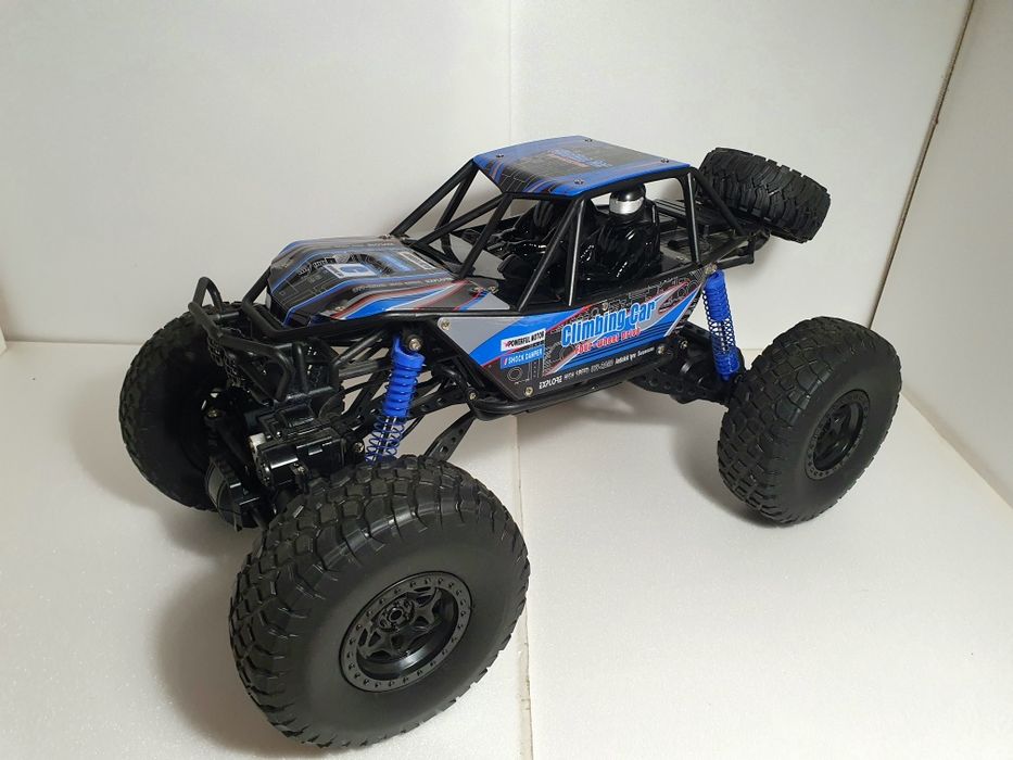 Машинка на пульте