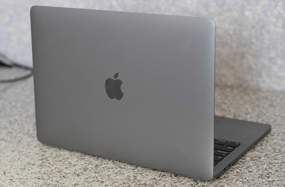 MacBook Pro 13 2019 8GB/256GB