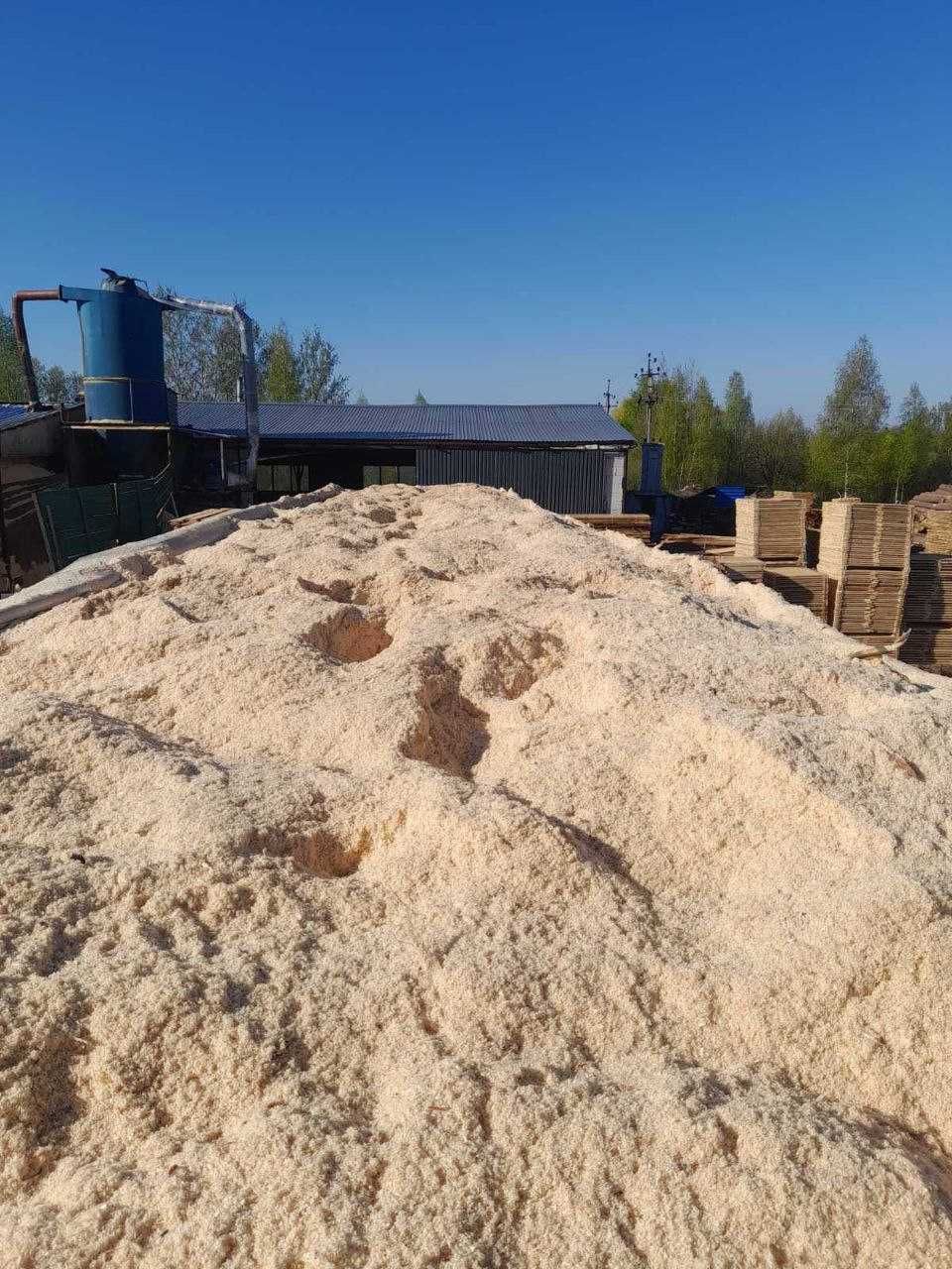 Купуємо на постійній основі дрова, обрізки, щепу та тирсу